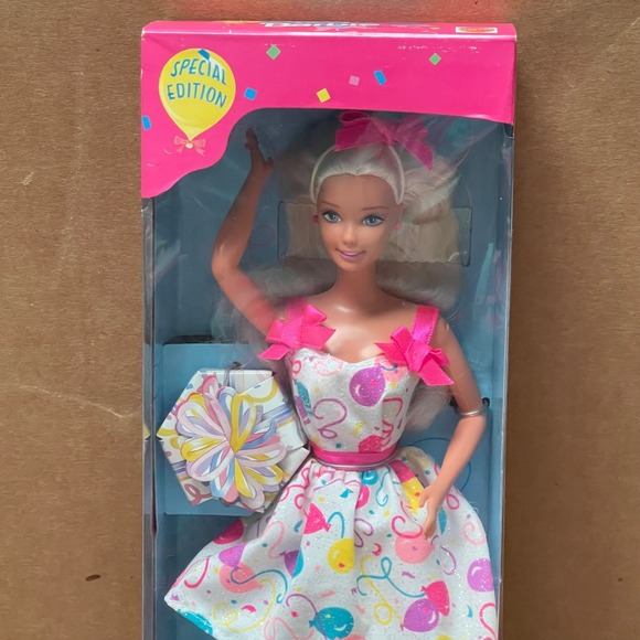 Vintage Mattel 1997 Birthday Party Barbie #18351 Special Edition NIB NBO - Picture 2 of 7